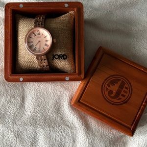 Jord wood watch